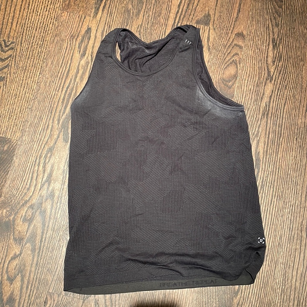 Lululemon tech vent tank